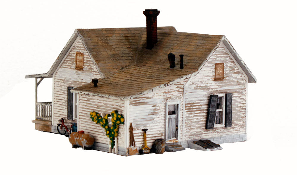 Woodland Scenics BR5040 HO Built-&-Ready Old Homestead Building