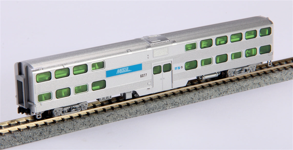 Kato 156-0942 N Chicago Metra Bi-Level Commuter Coach #6077