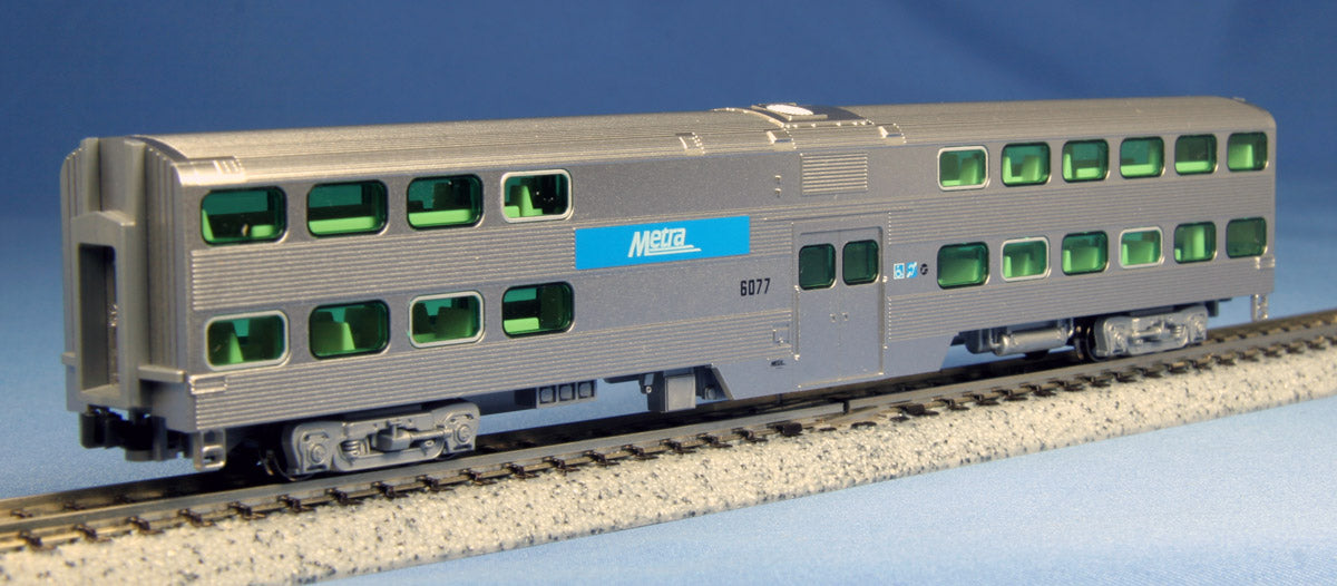 Kato 156-0942 N Chicago Metra Bi-Level Commuter Coach #6077