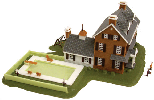 Model Power 2604 N Scale Built-Up 2-Story Mansion with Pool
