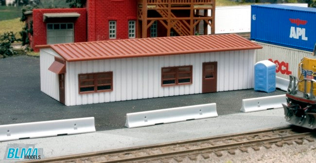 BLMA Models 4300 HO Assembled Modern Yard Office Building
