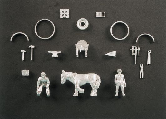 Wills Kits SSAM101 HO VILLAGE BLACKSMITH SET