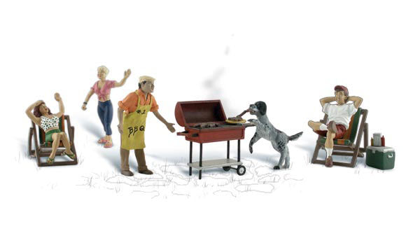 Woodland Scenics A2765 O Backyard Barbeque Set & Figures (Set of 9)