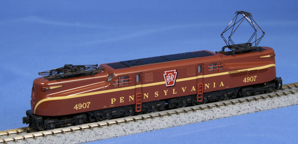 Kato 137-2013 N Pennsylvania Tuscan Single Stripe GG-1 Electric Locomotive #4907