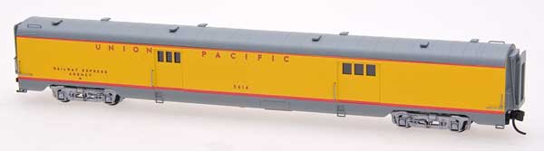 InterMountain 7665 N UP Centralia Car Shops Streamlined Smooth-Side Baggage Car
