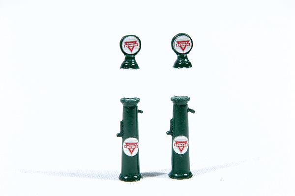 JL Innovative Design 933 HO Conoco Custom Gravity-Feed Gas Pump (Pack of 2)
