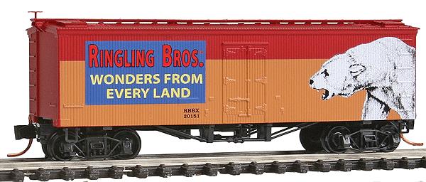 Micro-Trains 05800100 N Scale Ringling Brothers 36' Wood Sheathed Reefer #20151