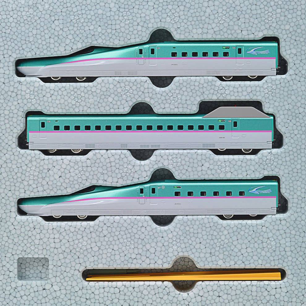Kato 10-857 Shinkansen Hayabusa Falcon E5 N Gauge Electric Passenger Train Set