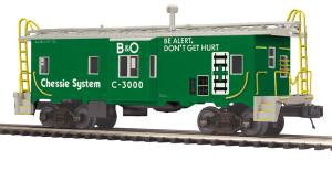 MTH 20-91404 O Gauge Chessie Bay Window Caboose