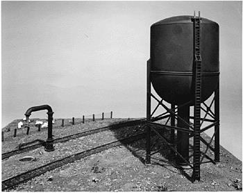 Plastruct 1009 HO 4” x 4” x 7” Water Tank Kit