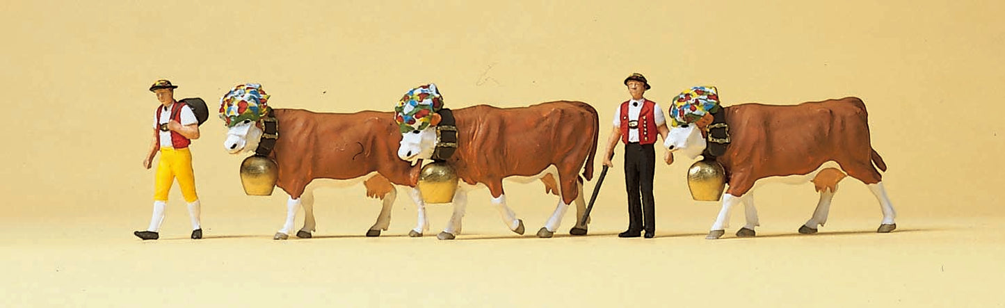 Preiser 10404 HO Swiss Dairymen with Cows Figures (Set of 5)