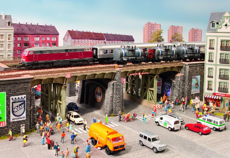 Noch 67066 HO Girder Double Track Town Bridge