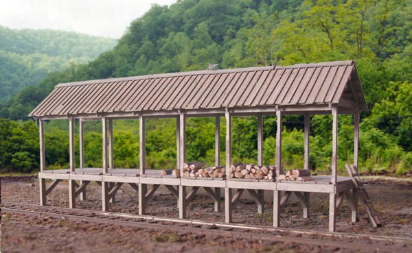 B.T.S. 17800 O Scale Covered Wood Rick Craftsman Building Kit (Pack of 2)