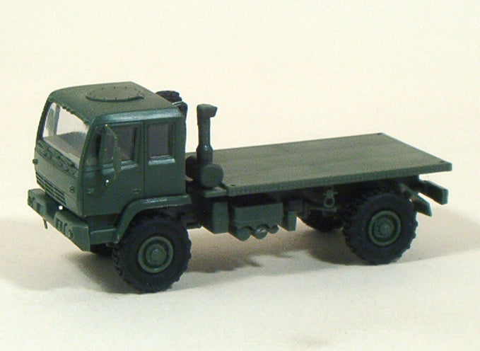 Trident Miniatures 90244 1:87 M1080 Single-Axle Military Flatbed Plastic Kit