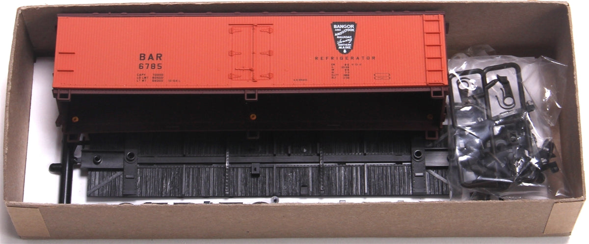 Accurail 4830 B&A 40' Wood Reefer Car