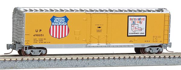 Micro-Trains 50700560 Z Union Pacific 50' Plug-Door Box Car #498051