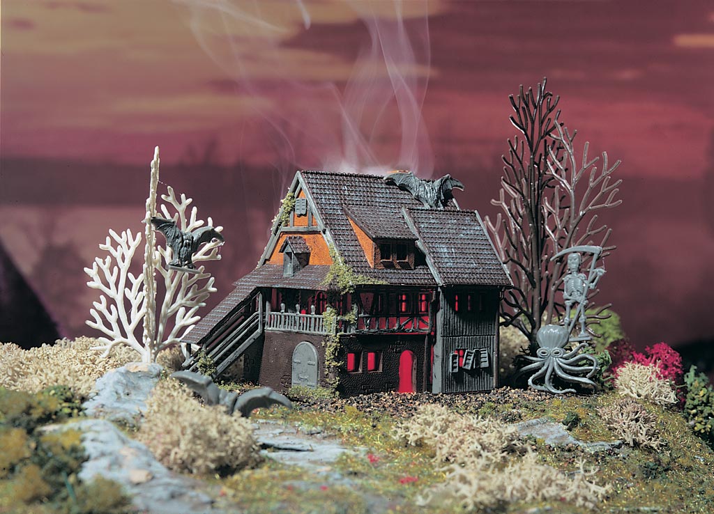 Vollmer 9679 Z Scale Vollmer Haunted Mansion Kit