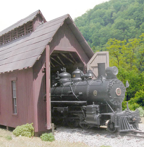 B.T.S. 27450 HOn3 Narrow Gauge McCabe Engine House Building Kit