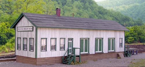 B.T.S. 17500 O New River Yard Freight House Craftsman Building Laser-Cut Kit