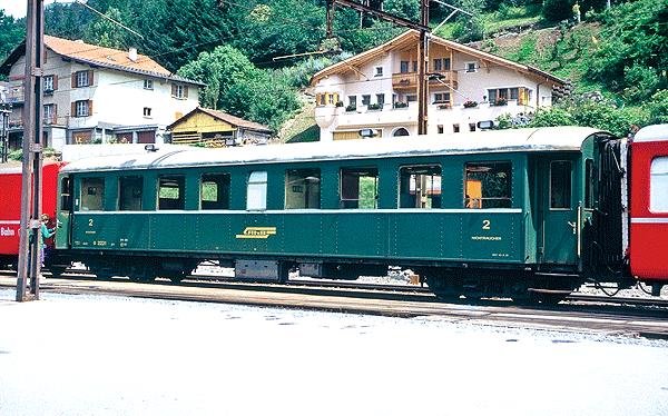 LGB 32520 Passenger Car RhB