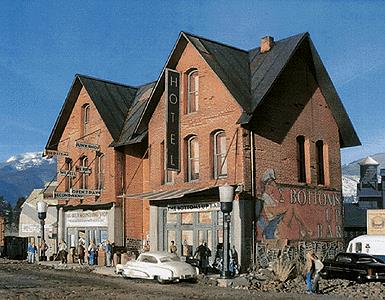 Downtown Deco DD-1025 HO Addams Ave. Part Four Building Kit.