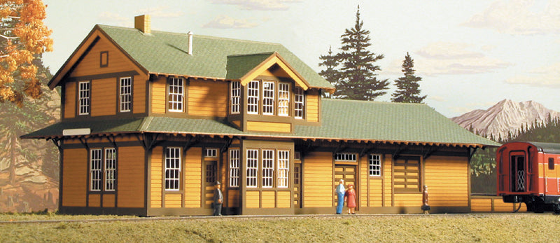American Model Builders 676 N SP Type 22 2-Story Depot Laser Art Building Kit