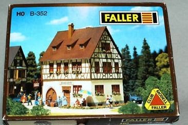 Faller B-352 HO Monastery Inn Building Kit