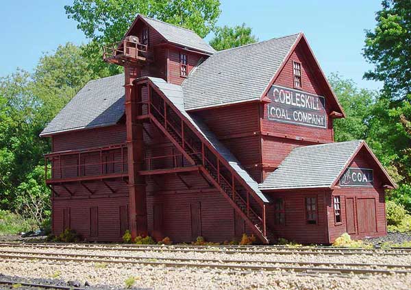 Branchline Trains 698 HO Cobleskill Coal Laser Art Kit