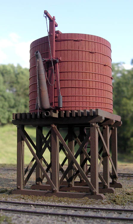 B.T.S. 27489 HOn3 20,000-Gal Open-Top Water Tank McCabe Lumber Rail Facility Kit