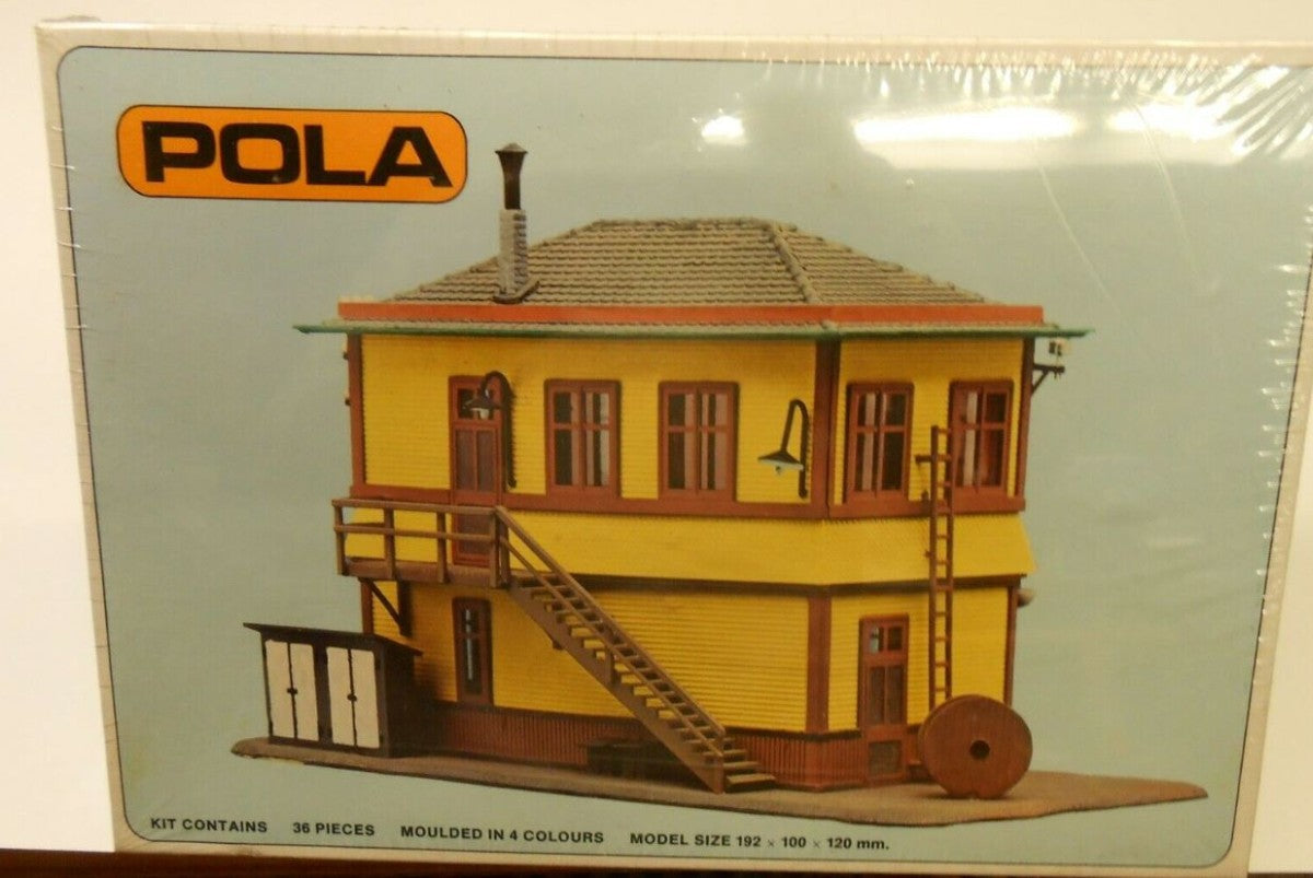 Pola 354 HO Signal Box Building Kit