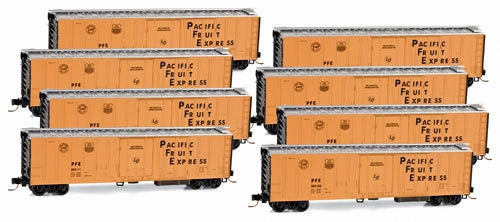 Micro-Trains 99300802 N PFE 51' Rib Side Mechanical Reefer Boxcar Runner Pack
