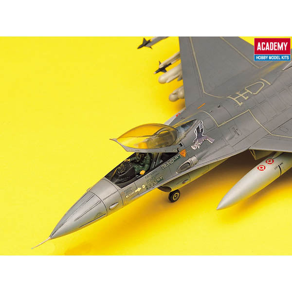 Academy 12259 1:48 Scale US F16A/C Falcon Fighter Military Aircraft Plane Kit