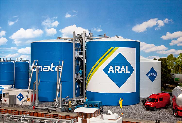 Faller 130485 HO Aral Oil Tank Farm Kit