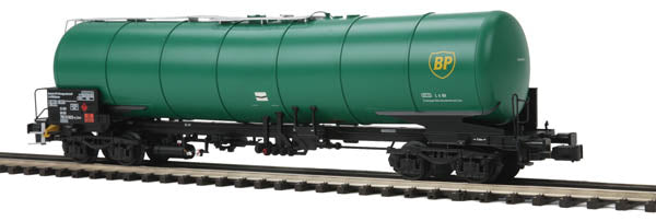 MTH 20-99017 BP Tank Car with High-Rail Wheels