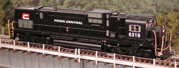 Bowser 23682 HO Scale Penn Central Alco C-630 Diesel Locomotive #6319