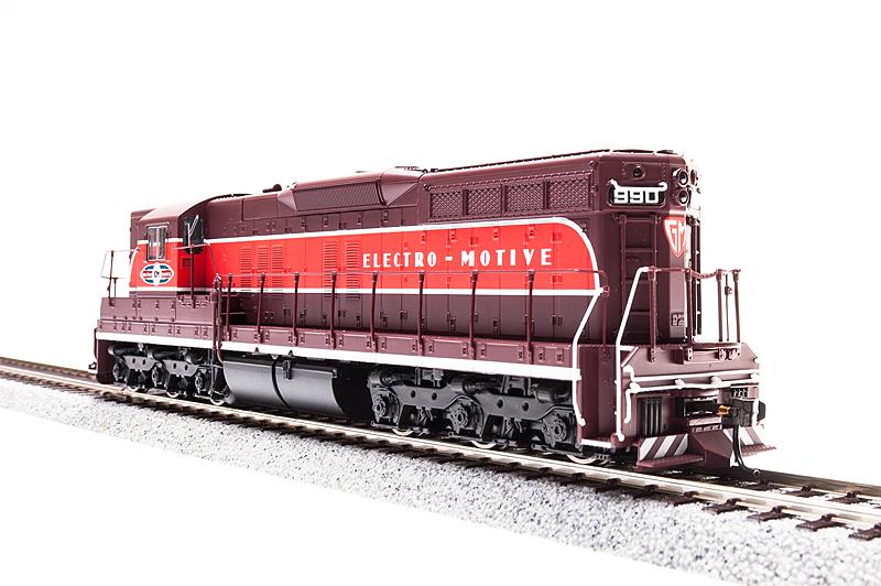 Broadway Limited 2394 HO EMD SD7 #990 with Sound & DCC - Paragon2™