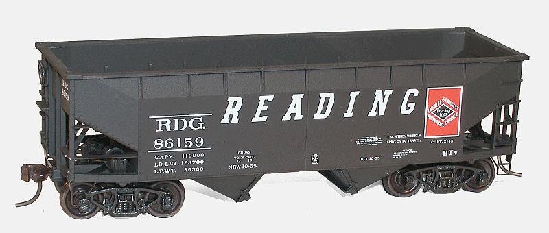 Accurail 77071 HO RDG HOPPER
