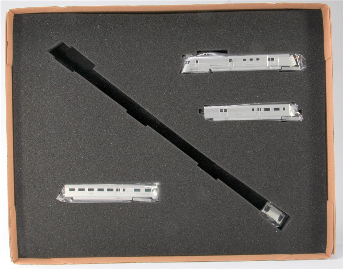 Con-Cor 8734 Burlington Pioneer Zephyr N Gauge Diesel Passenger Train Set