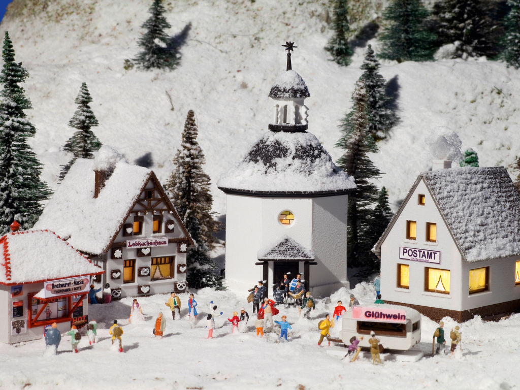 Vollmer 7613 Christmas Village Kit