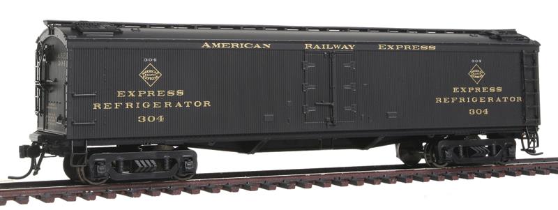 Broadway Limited 1824 HO American Railway Express 53'6" Wood Express Reefer #304