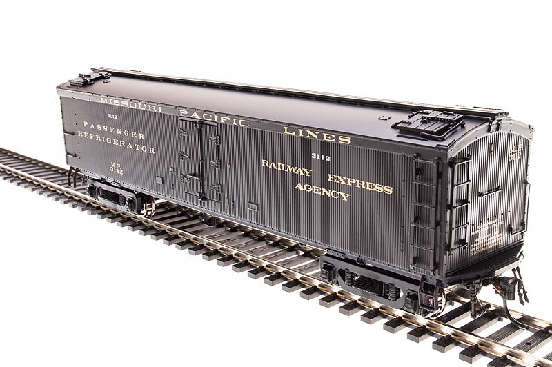 Broadway Limited 1833 HO Missouri Pacific 53'6