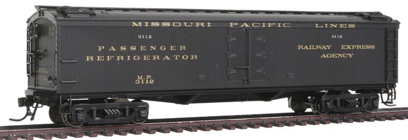 Broadway Limited 1833 HO Missouri Pacific 53'6" Wood Express Reefer #3112