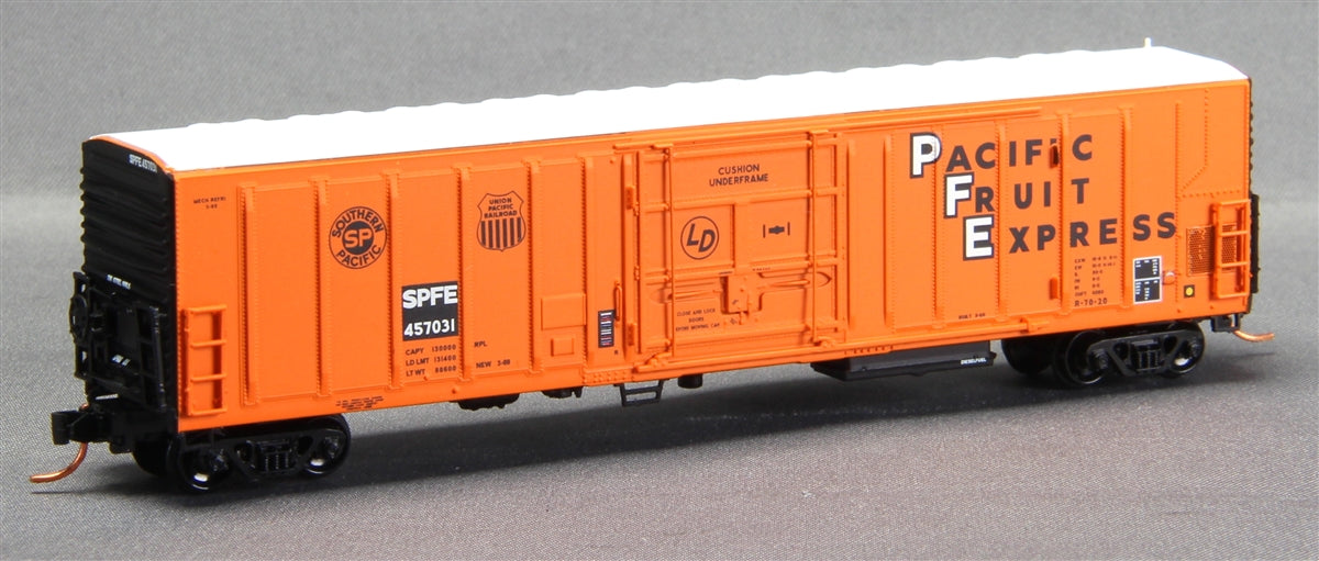 InterMountain 68825 PFE R-70-20 Mechnical Reefer - Ready to Run