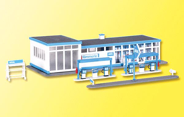 Kibri 38541 HO Aral Gas Station Building Kit