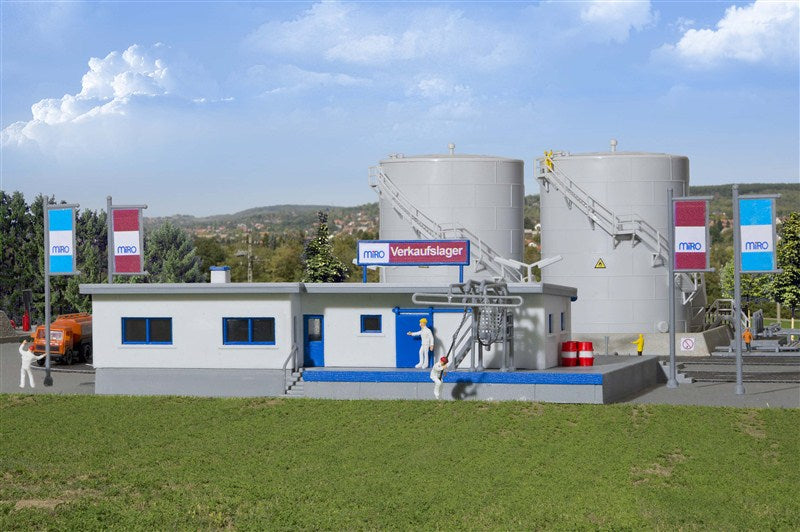 Kibri 37469 N Office with Filling Station Building Kit
