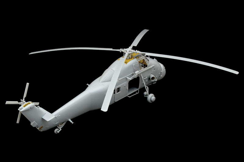 Italeri 2720 1:48 Wessex UH5 30th Anniv Falklands War Military Helicopter Kit