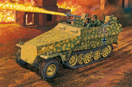 Dragon 6247 1:35 SdKfz 251:16 Ausf D FlammPzWg (D) Military Vehicle Kit