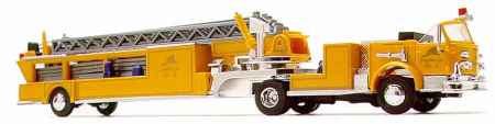 Busch 46015 1:87 LaFrance w/Ladder Open Yellow