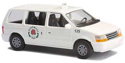 Busch 44615 1:87 Plymouth Voyager US Taxi Rsmnt