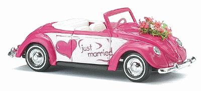 Busch 46707 1:87 Volkswagen Bug Just Married Pink